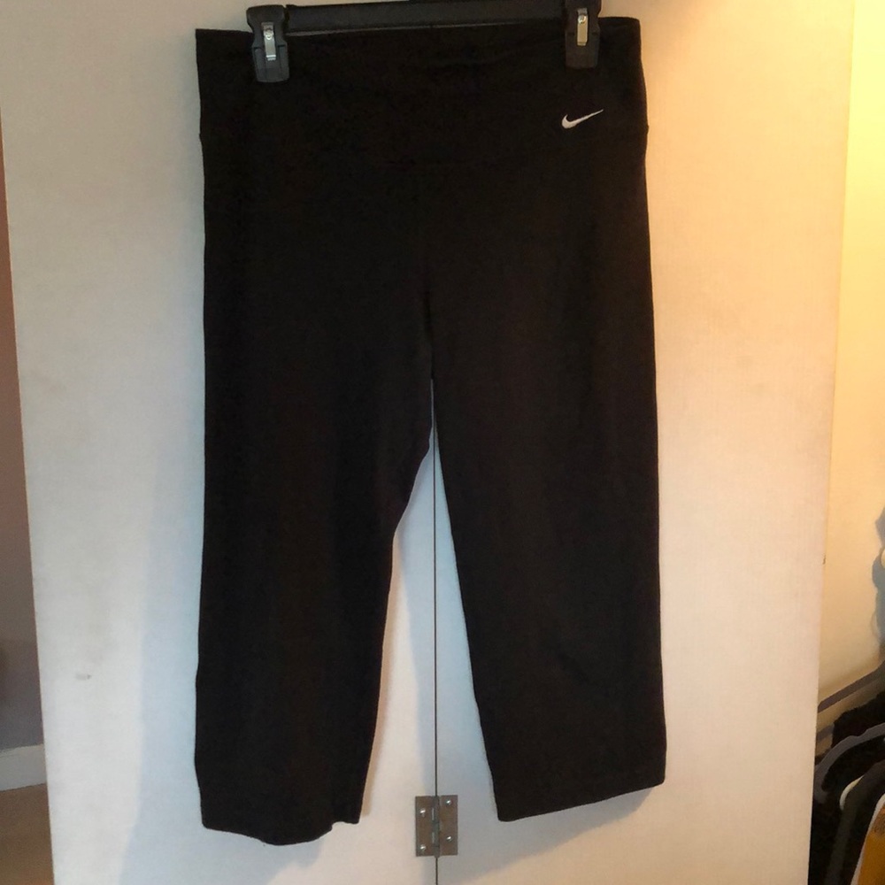 Nike crop pants